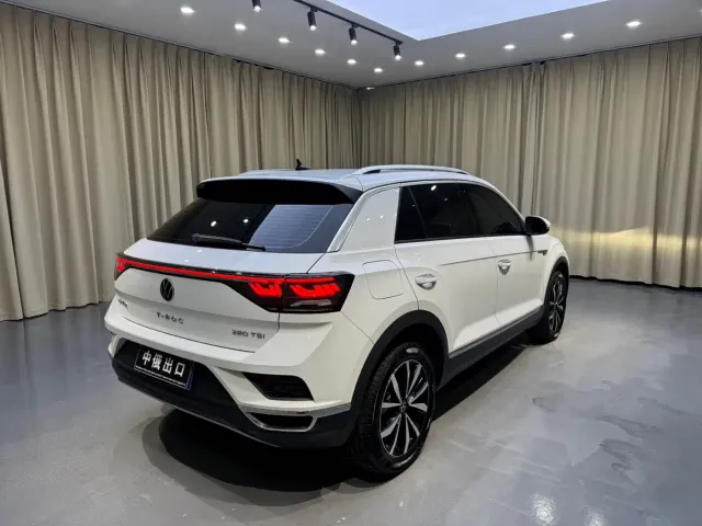 Volkswagen T-Roc — Фото автомобиля 6
