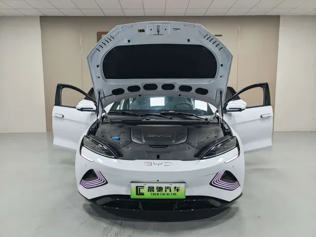 BYD Seal — Фото автомобиля 18