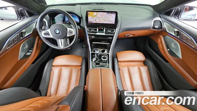 BMW 8 Series G15 — Фото автомобиля 7