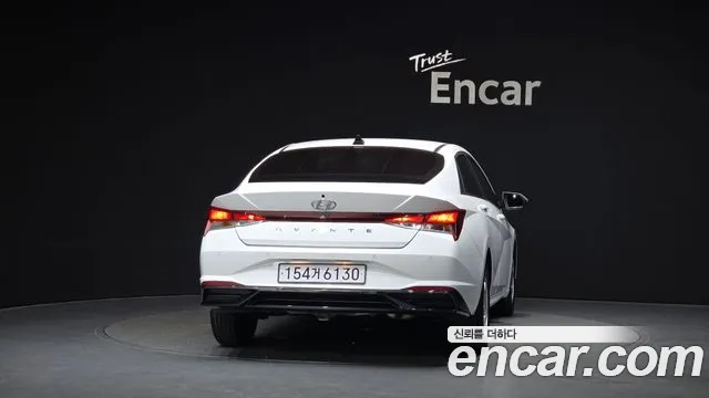 Hyundai AVANTE Avante (CN7) — Фото автомобиля 4