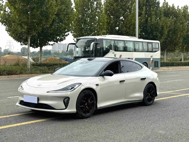 Фотография автомобиля — IM Motors L6