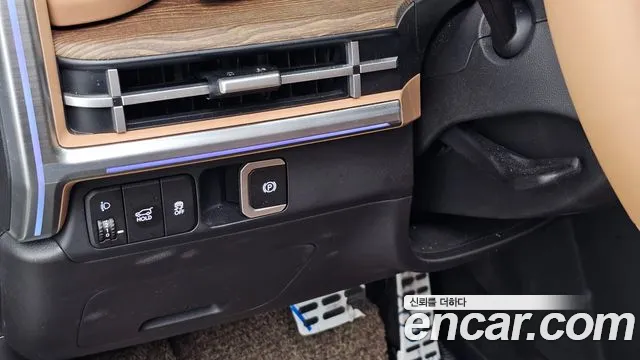 Hyundai Santafe Santa Fe (MX5) Бензин 2.5T 2WD — Фото автомобиля 14
