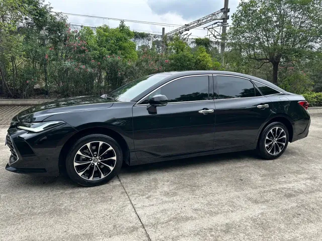 Toyota Avalon — Фото автомобиля 6