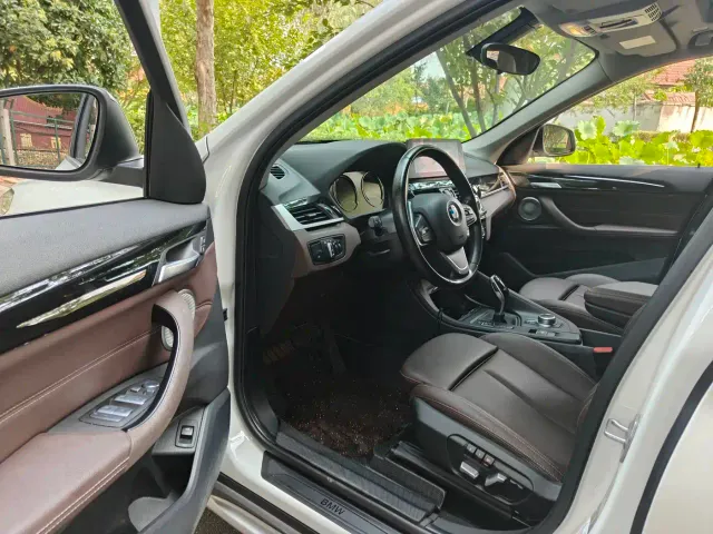 BMW X1 — Фото автомобиля 11