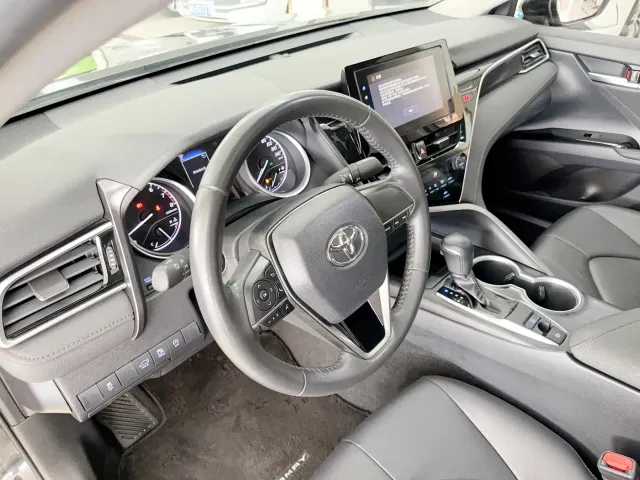 Toyota Camry — Фото автомобиля 8