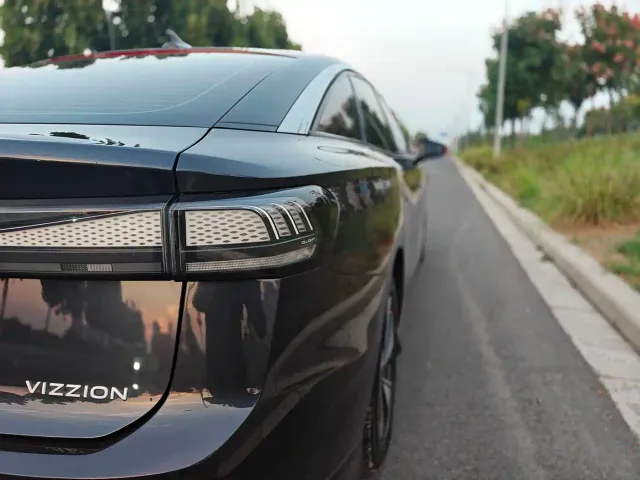 Volkswagen ID.7 Vizzion — Фото автомобиля 15