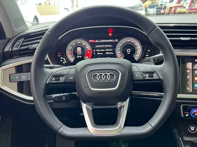 Audi Q3 — Фото автомобиля 10