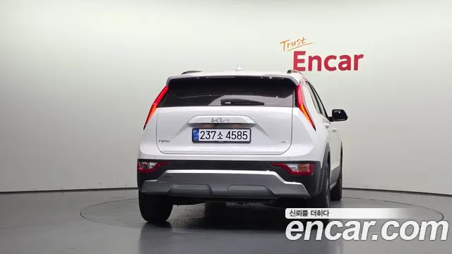 Kia Niro The All New Niro — Фото автомобиля 4