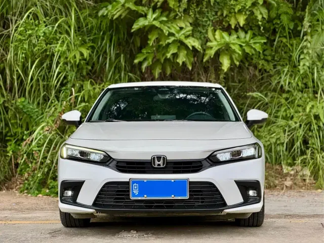 Honda Civic — Фото автомобиля 2