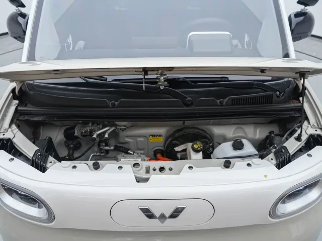 Wuling Hongguang Mini EV — Фото автомобиля 24
