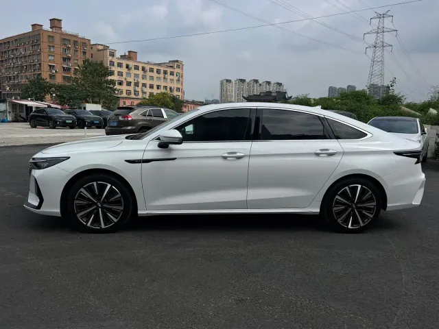 Chery Arrizo 8 — Фото автомобиля 4