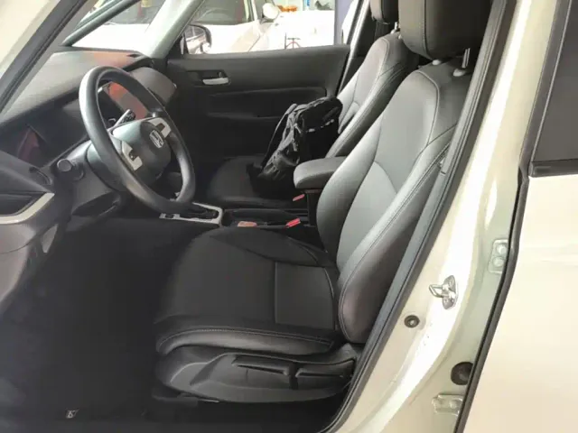 Honda Fit — Фото автомобиля 14