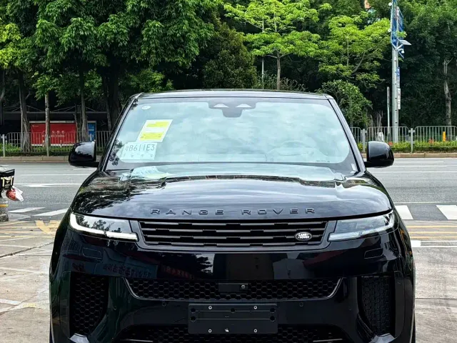 Land Rover Range Rover Sport — Фото автомобиля 2