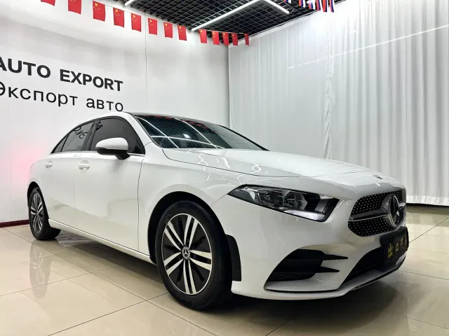 Mercedes-Benz A-Class — Фото автомобиля 3