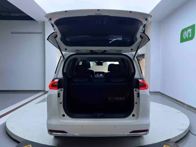 GAC Trumpchi M6 — Фото автомобиля 12