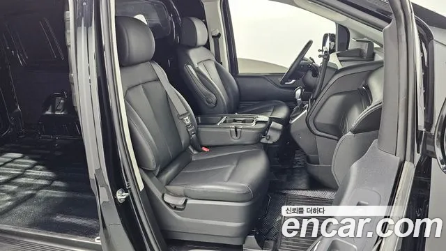 Hyundai Staria Staria L3.5 Карго 3 места — Фото автомобиля 10