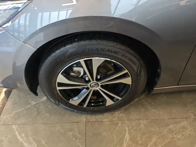 Nissan Sylphy — Фото автомобиля 22