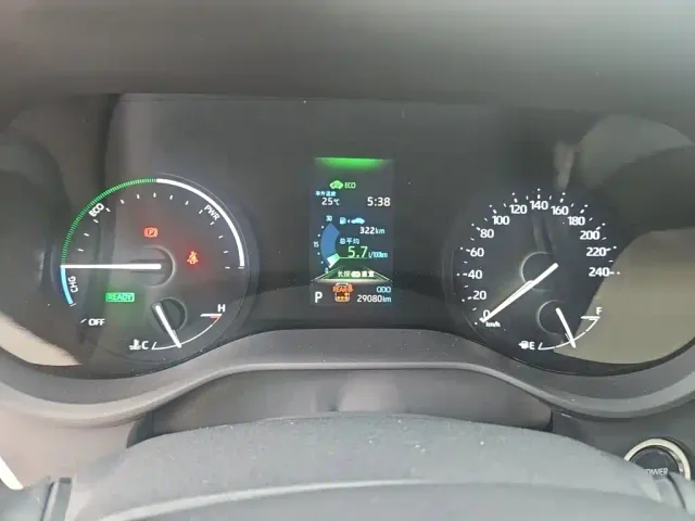 Toyota Sienna — Фото автомобиля 4