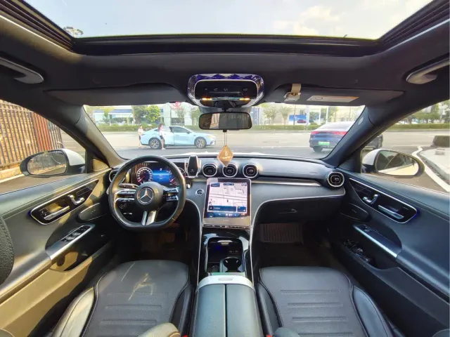 Mercedes-Benz C-Class — Фото автомобиля 11