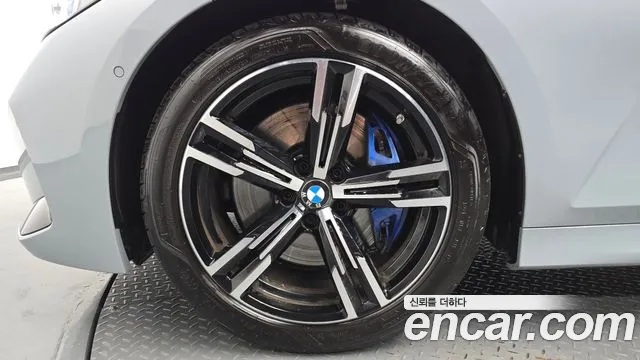 BMW 3-Series 3 серия (G20) 320i M Sport — Фото автомобиля 3
