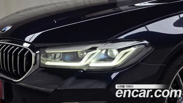 BMW 5 Series G30 — Фото автомобиля 7