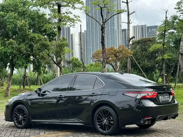 Toyota Camry — Фото автомобиля 6