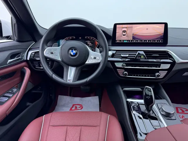 BMW 5 Series — Фото автомобиля 16