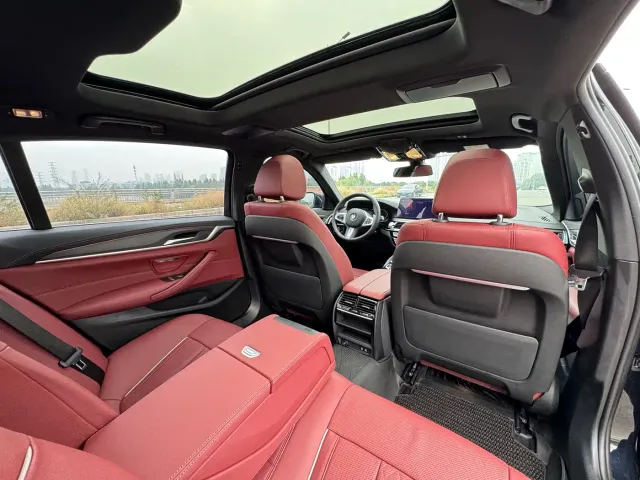 BMW 5 Series — Фото автомобиля 27