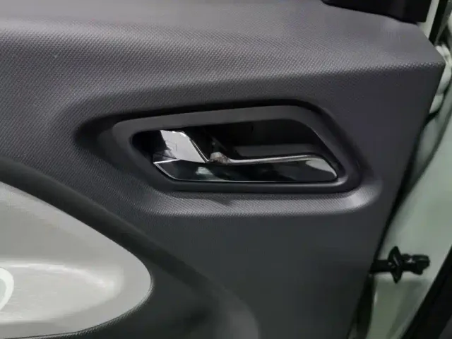 Wuling Hongguang Mini EV — Фото автомобиля 9