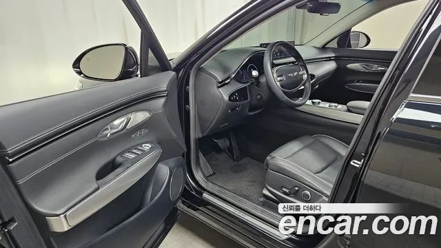 Genesis GV70 — Фото автомобиля 15