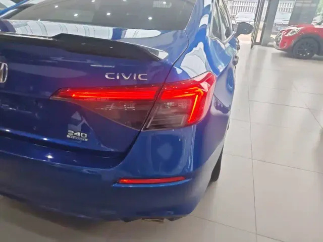Honda Civic — Фото автомобиля 7