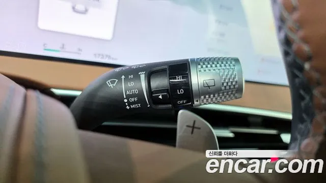 Genesis GV70 2.5T Бензин AWD — Фото автомобиля 24