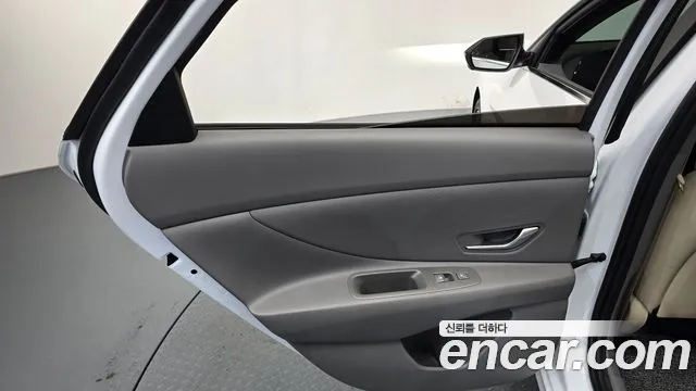 Hyundai AVANTE Новый Avante (CN7) — Фото автомобиля 26