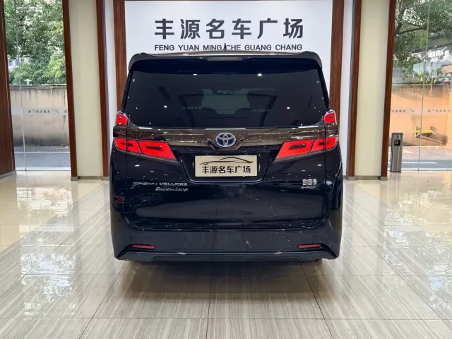Toyota Vellfire — Фото автомобиля 28