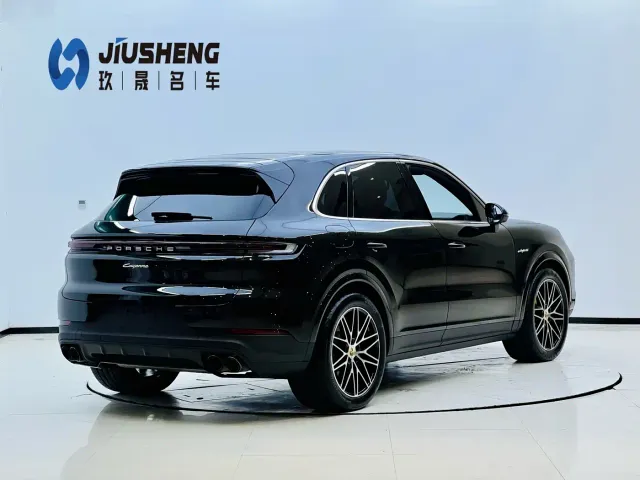 Porsche Cayenne — Фото автомобиля 6