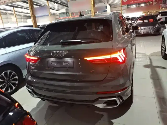 Audi Q3 — Фото автомобиля 5