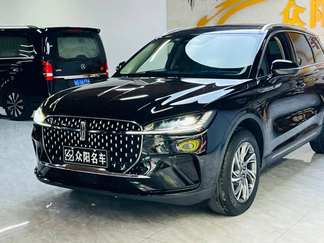 Lincoln Adventurer 2023 2.0T 2WD Zunxiang Edition — Фото автомобиля 4