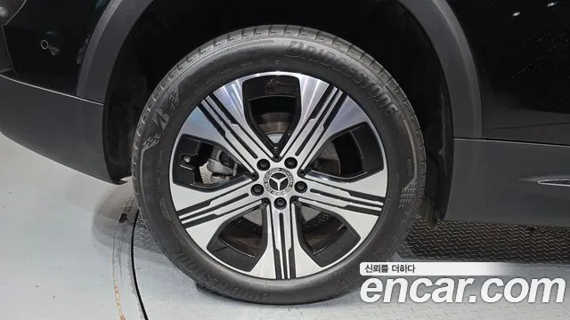 Mercedes-Benz EQB X243 — Фото автомобиля 21