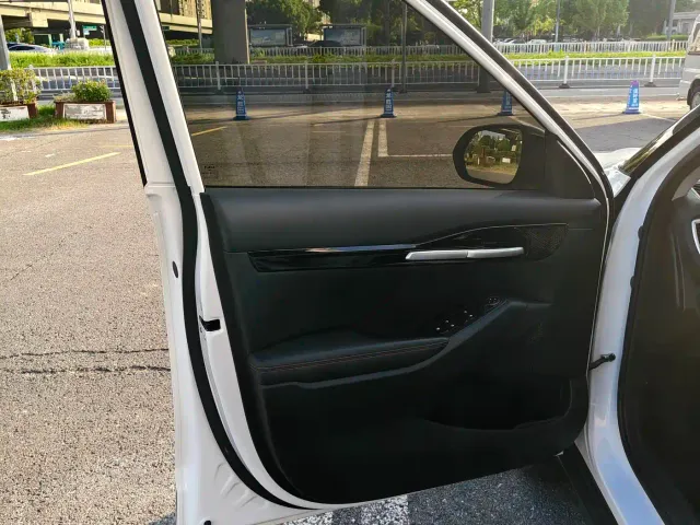 Kia Seltos — Фото автомобиля 6