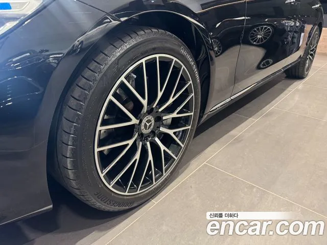 Mercedes-Benz S-Class — Фото автомобиля 5
