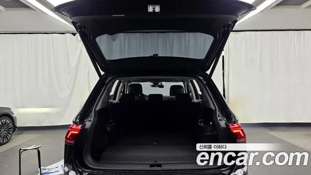 Volkswagen Tiguan — Фото автомобиля 20