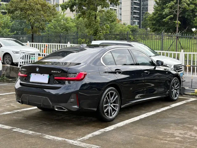 BMW 3 Series — Фото автомобиля 4