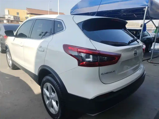 Nissan Qashqai — Фото автомобиля 4