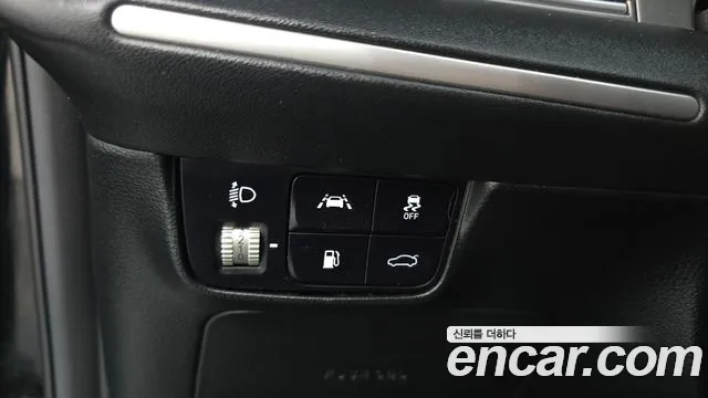 Hyundai Grandeur (New) Hybrid — Фото автомобиля 25