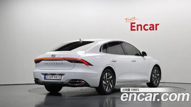 Фотография автомобиля — Hyundai Grandeur Grandeur (New) Hybrid