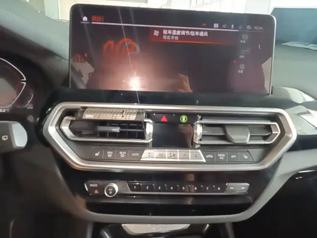 BMW X3 — Фото автомобиля 12
