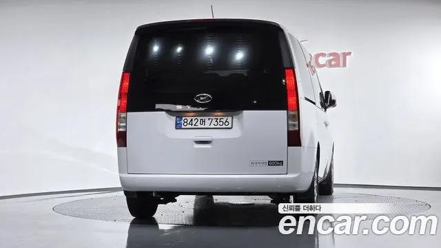 Hyundai Staria Staria L3.5 Карго 5 мест — Фото автомобиля 3