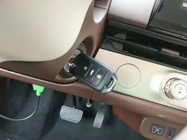 Changan Lumin — Фото автомобиля 8