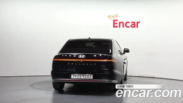 Hyundai Grandeur Grandeur (GN7) 3.5 Бензин 2WD — Фото автомобиля 4