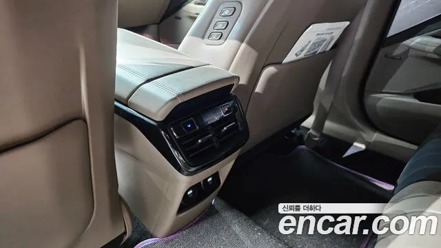 Kia K8 2.5 Бензин 2WD — Фото автомобиля 30